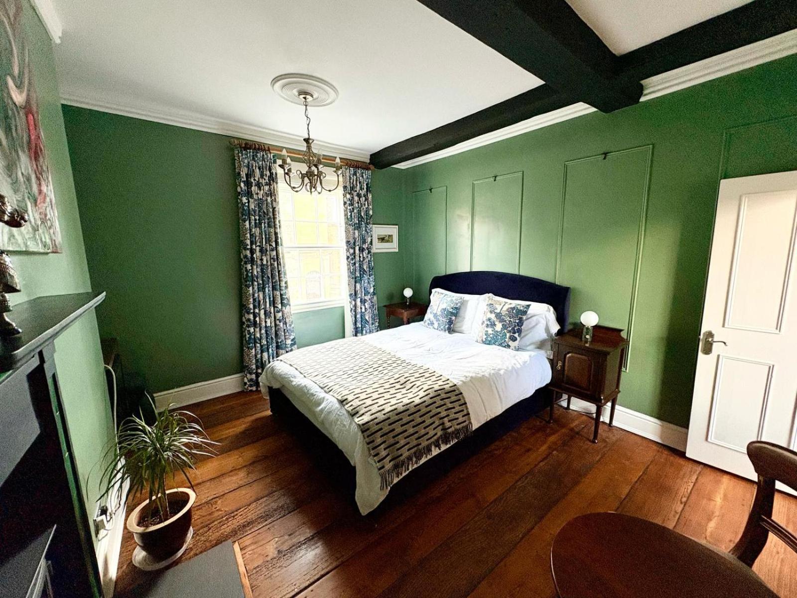 Отель The Corner House Shipston-on-Stour Экстерьер фото