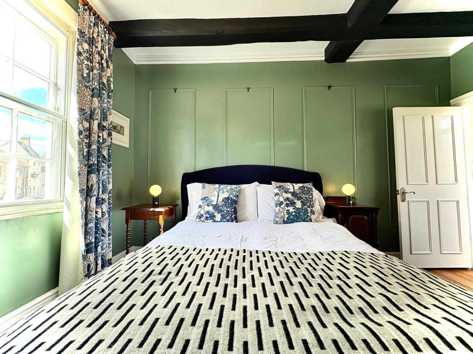 Отель The Corner House Shipston-on-Stour Экстерьер фото